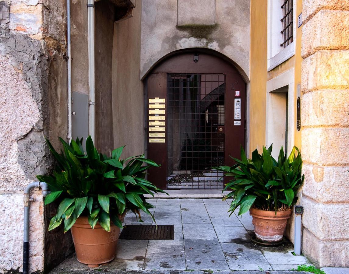 Casa Broilo, Nel Cuore Di Werona Zewnętrze zdjęcie
